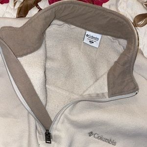 Columbia pullover